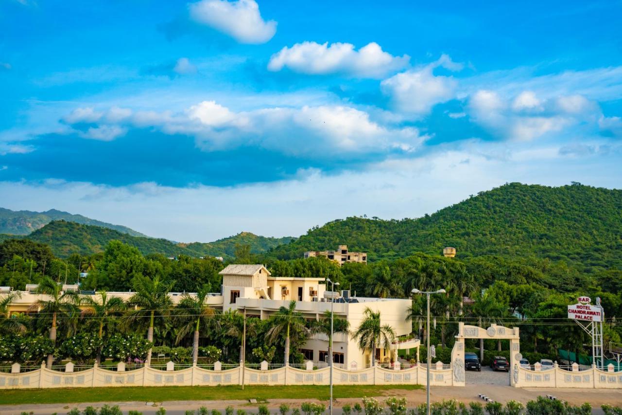 Hotel Chandrawati Palace Ābu Road Extérieur photo